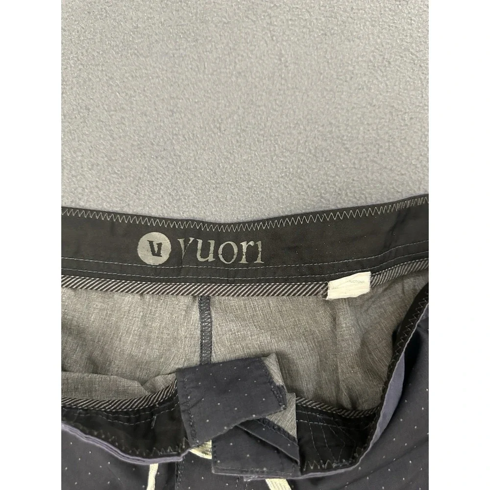 Vuori Men's Size 38 Gray Board Shorts Swimming Trunks Drawstring Beach Swim